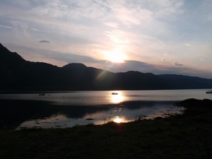 zachód słońca nad Loch Cluanie