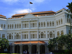 Pozostalosc kolonialna - the Raffles Hotel