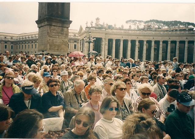 Plac św.Piotra podczas audencji w Watykanie