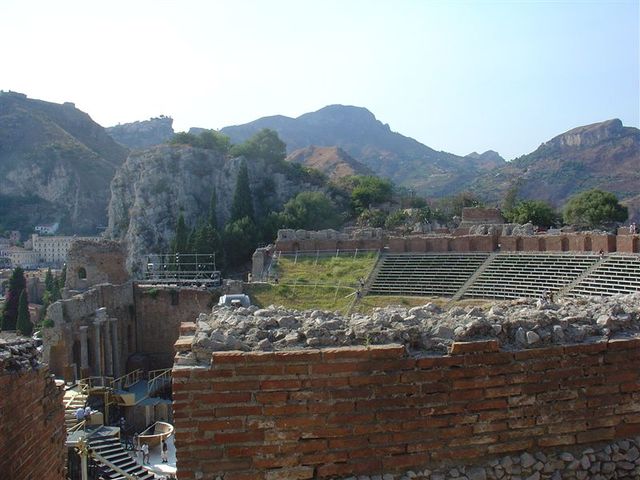 Ruiny amfiteatru