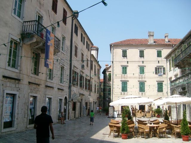 W kotorze
