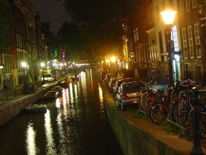 Amsterdam nocą  4 