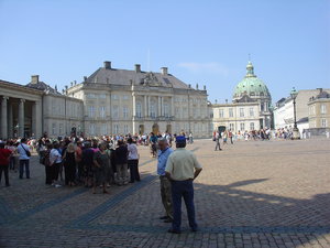 Kopanhaga  -  plac Amalienborg