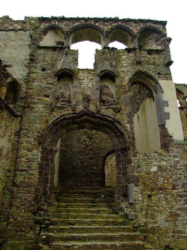Ruiny Pałacu Biskupiego