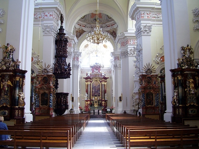 Kolegiata - wnętrze