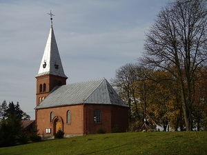 Kościół w Łomnicy