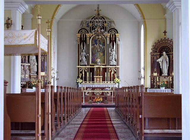 Wnętrze kościoła Matki Boskiej Anielskiej