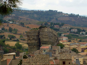 widok z góry - Corleone i Rocca Inferiore