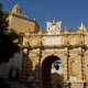 Porta Garibaldi prowadzi na stare miasto