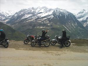 Jacek & Basia at Rohtang Pass