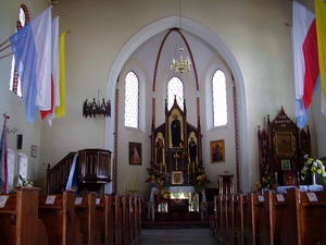 Wnętrze kościoła w Gębicach
