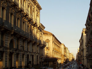 via Vittorio Emanuele - prosta jak strzelił...