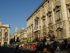 Piazza Duomo rano, via Vittorio Emanuele