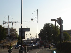 30 St Mary Axe - " Ogórek " od strony Stratford