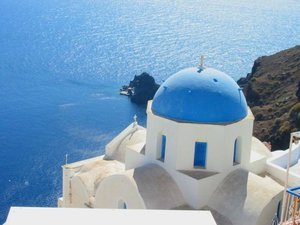 Grecja to także całe mnóstwo pięknych wysp i wysepek - Santorini