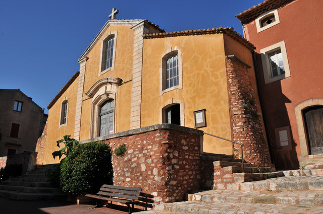 Dsc 4212 Roussillon - kościół