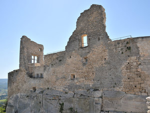 Dsc 4317 ruiny zamku markiza de Sade