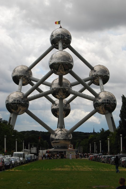 Atomik
