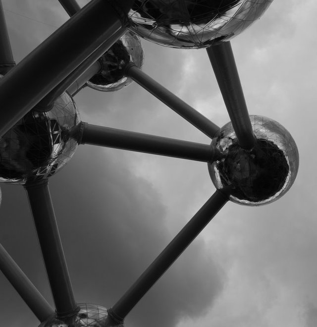 Atomik