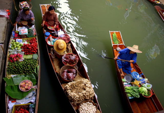 Floating Market