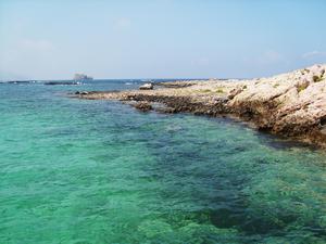 Wyspa Gramvousa - przejrzyste wody przy zatoce