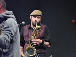sax..without..