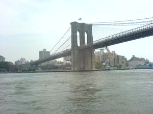 Nowy Jork, Brooklyn Bridge