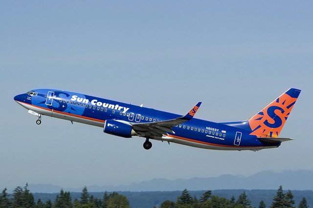 Sun Country Airlines Boeing 737-8Q8