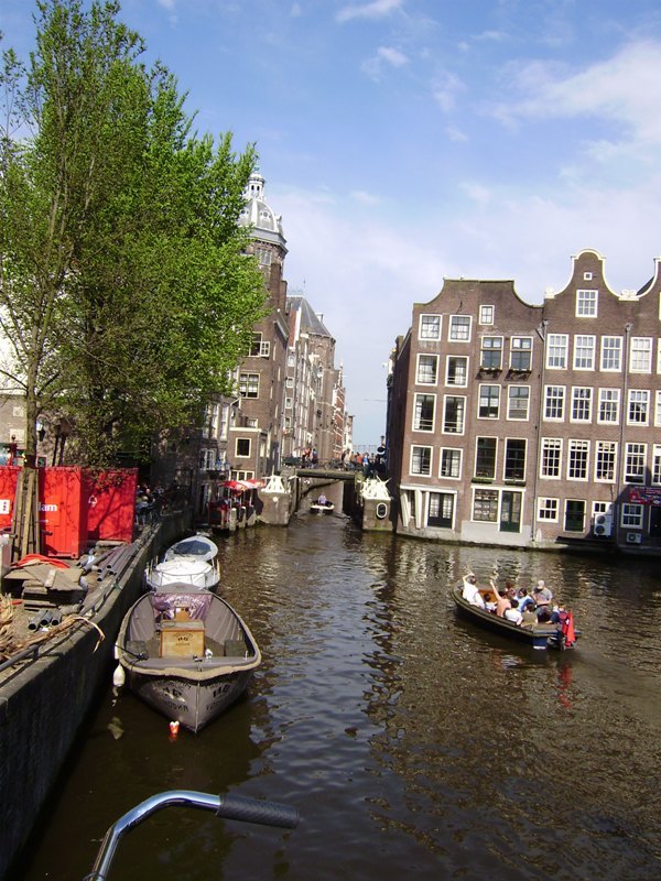 Amsterdam od strony wody...