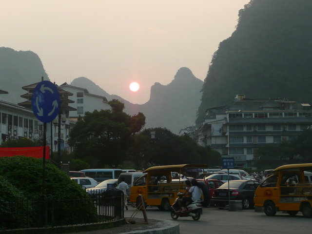 Zachod słońca w Yangshou