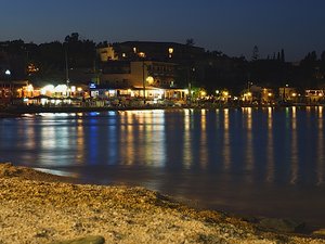Agia Pelagia Kreta miejska plaża wieczorem