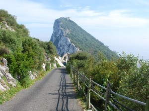 Zejście z Dżabal Tarik - "góra Tarika"