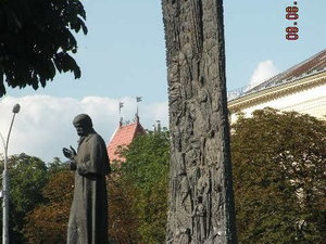 Pomnik,Obelisk Szewczenki -wieszcza ukrainskiego