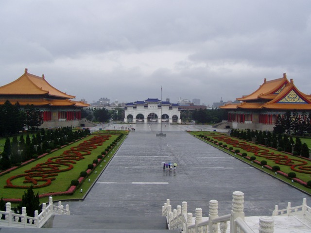 Entrance of National Chiang Kai-shek Memorial Hall