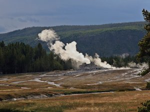 gejzery z okolic Old Faithful