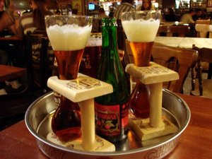 Kwak - piwko w niesamowitych szklankach