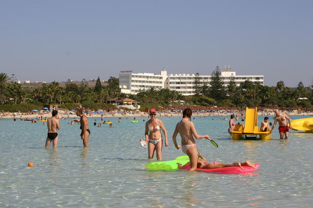CYPR-AYIA NAPA-PIĘKNA PLAŻA