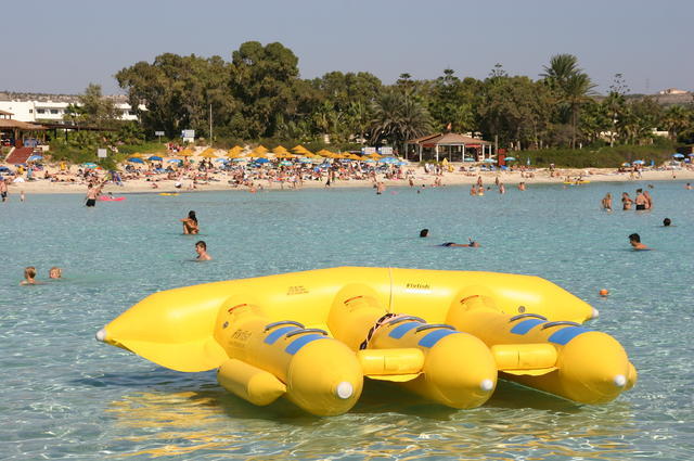 CYPR-AYIA NAPA-PIĘKNA PLAŻA