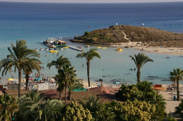 CYPR-AYIA NAPA-PIĘKNA PLAŻA