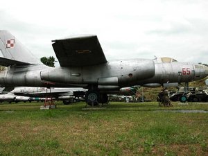 Ił 28