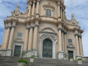 Ragusa - Katedra w świetle dziennym