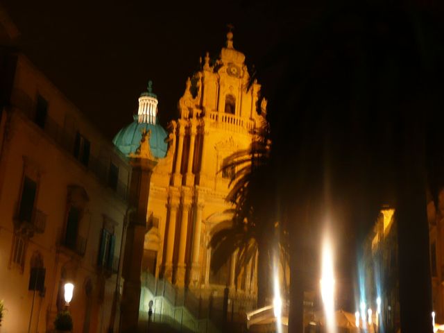 Ragusa - Piazza Duomo noca