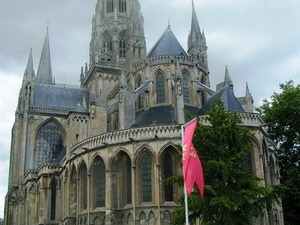 Bayeux, katedra Notre-Dame