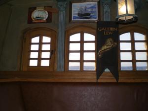 Galeon w środku