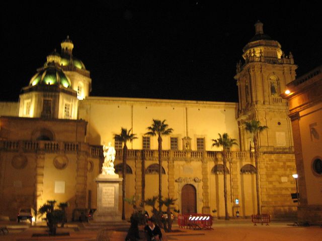 Mazara del Vallo - Piazza dela Repubblica, Katedra