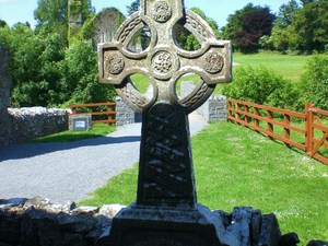 krzyż celtycki w Quin Friary