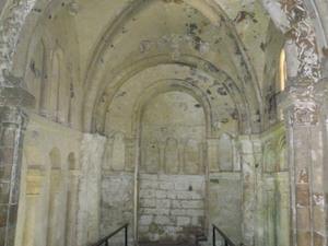 wnętrza Cormac's Chapel 