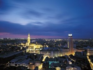 antwerpia nocą