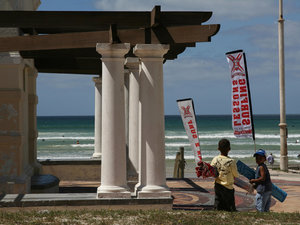 7  Cape Town, RPA,  plaza Muizenberg