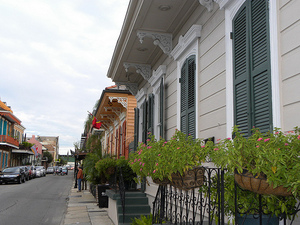 New Orleans ulica z malymi domami